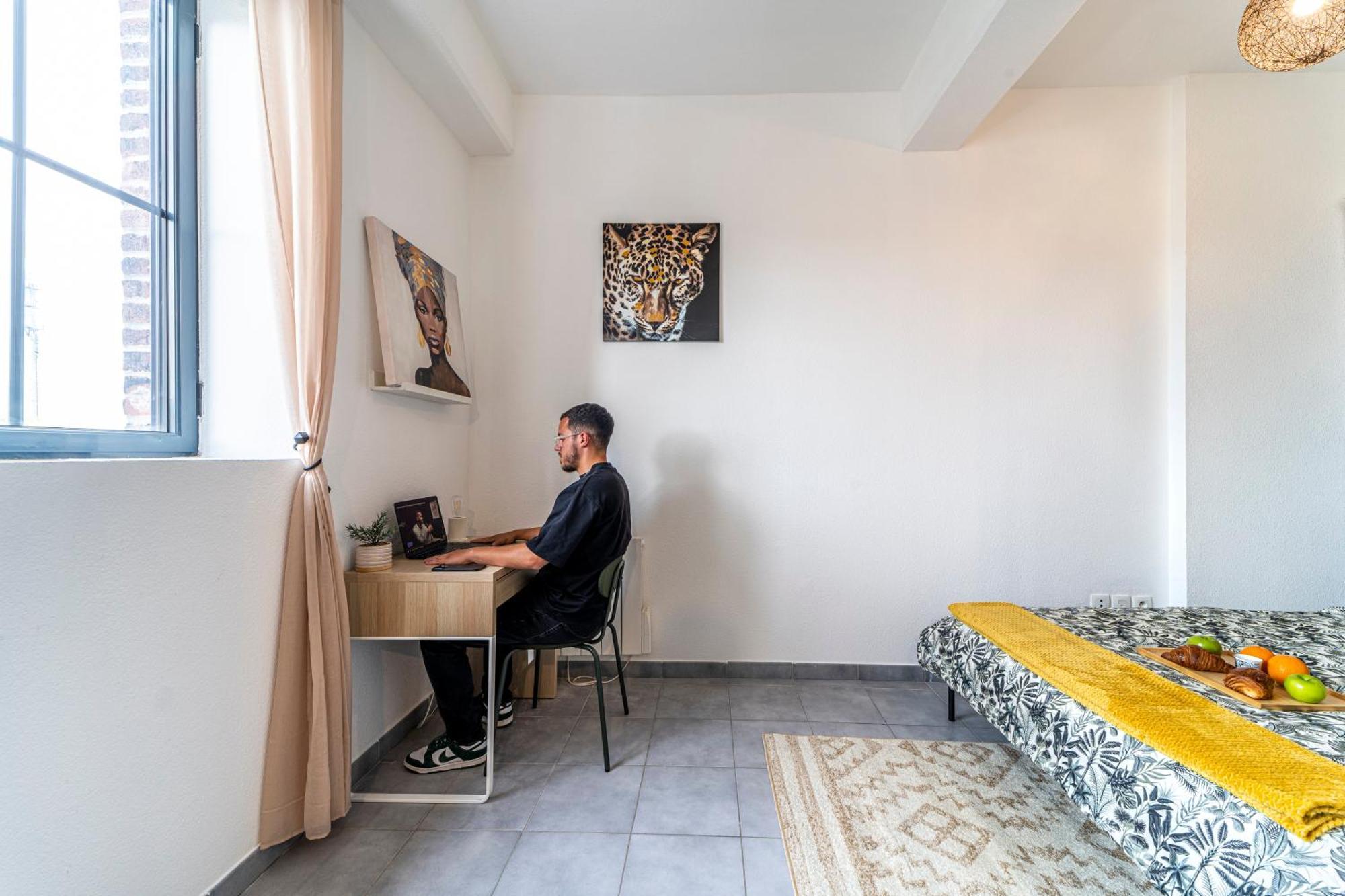 Stay Cosy Lille I Tourcoing - Appartement - Hypercentre - Parking Securise - Wifi - Netflix - Cuisine Kültér fotó